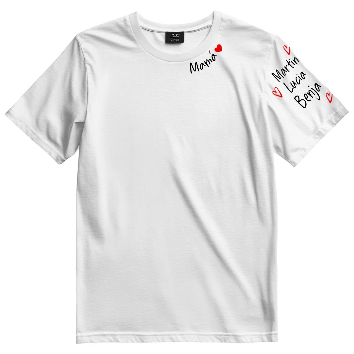 POLERA MAMÁ CON NOMBRES EN LA MANGA